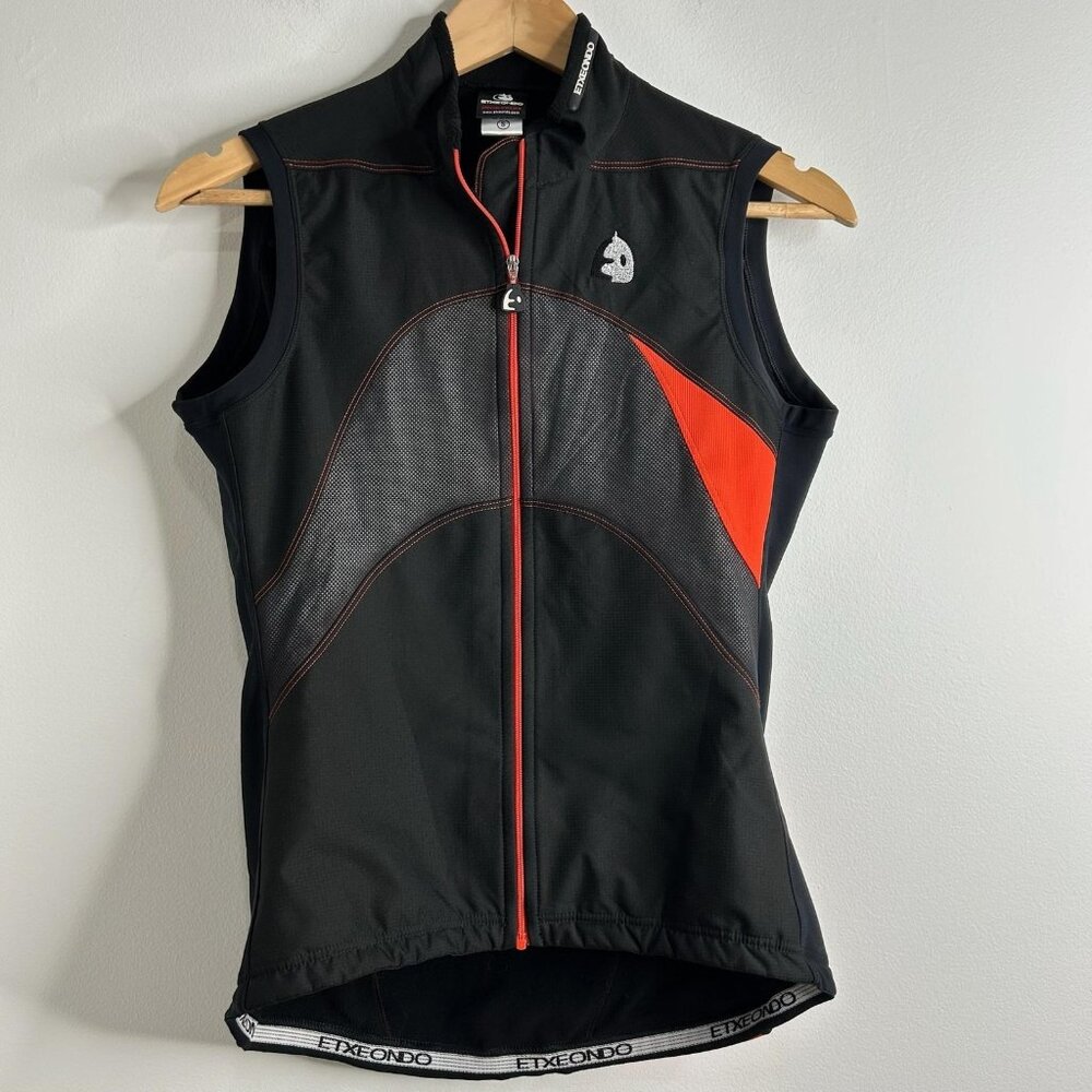 Etxeondo‎ Cycling Vest Mens Small Black Gray Red Gore Windstopper Full Zip Gilet